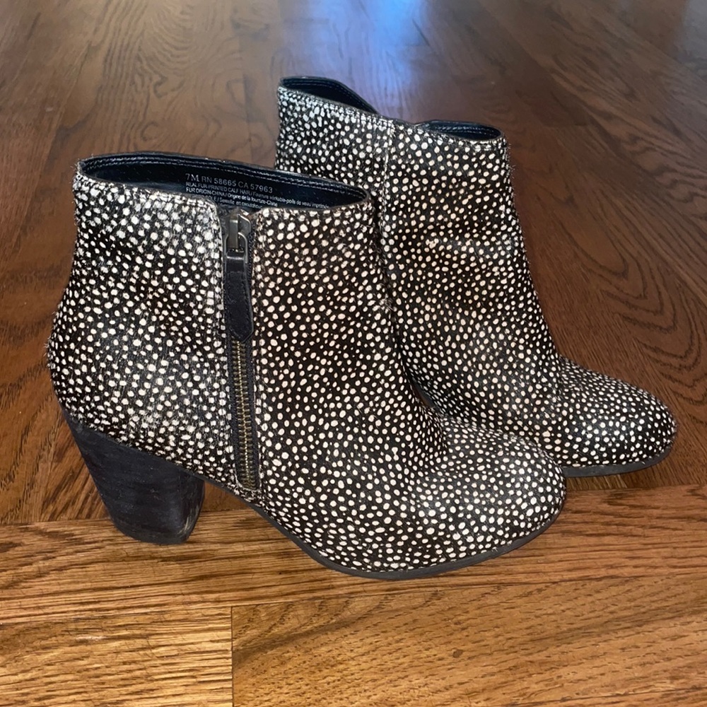 3/$25 BP Pony Hair Animal Print Booties Size 7